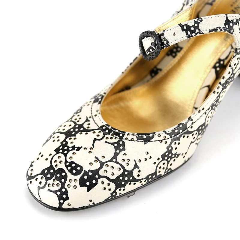 کفش زنانه پاشنه بلند چرم جلو و پشت بسته Bottega Veneta 