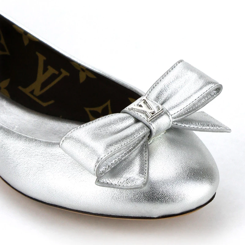 کفش تخت زنانه چرم مدل بالرین Louis Vuitton 
