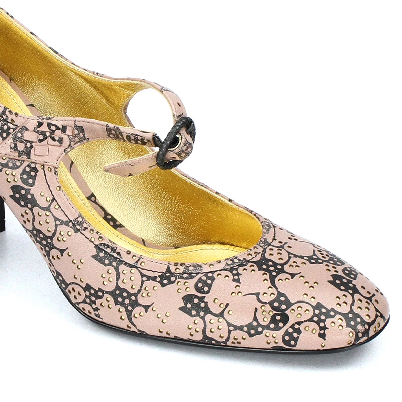 کفش زنانه پاشنه بلند چرم جلو و پشت بسته Bottega Veneta 